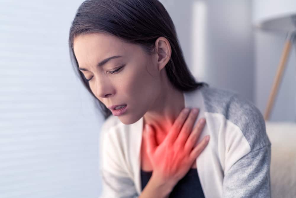 Các dấu hiệu của bệnh tim mạch mà bạn không nên bỏ qua