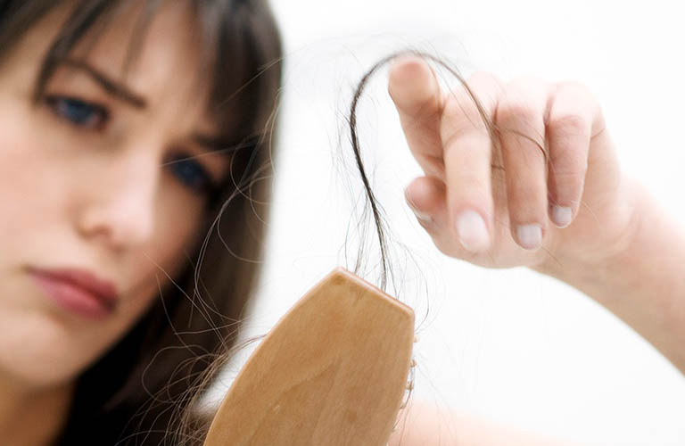 Cách ngăn ngừa rụng tóc ở nam và nữ giới