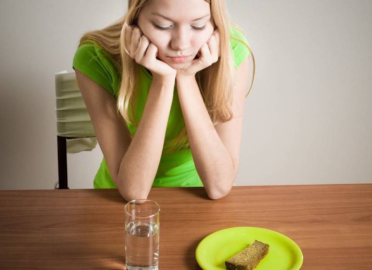 Bị đau thượng vị khi đói: Dạ dày đang bị bệnh gì?