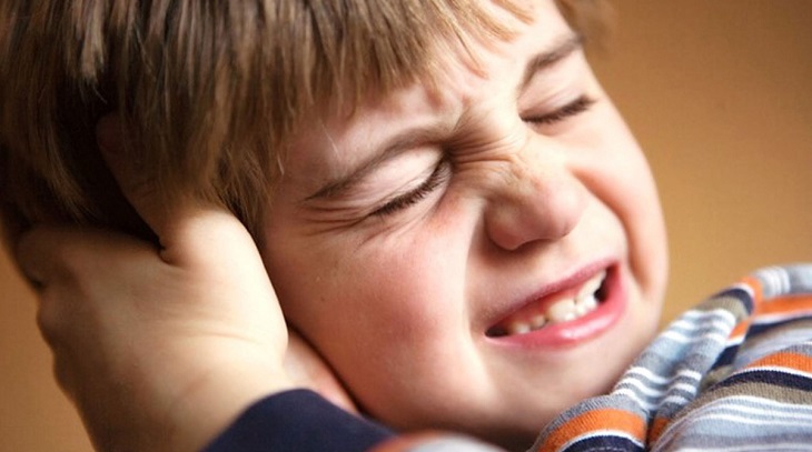 Viêm tai giữa ứ dịch ở trẻ em: Nguyên nhân, triệu chứng và cách trị