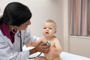Nhận biết các dấu hiệu bệnh viêm phổi ở trẻ nhỏ
